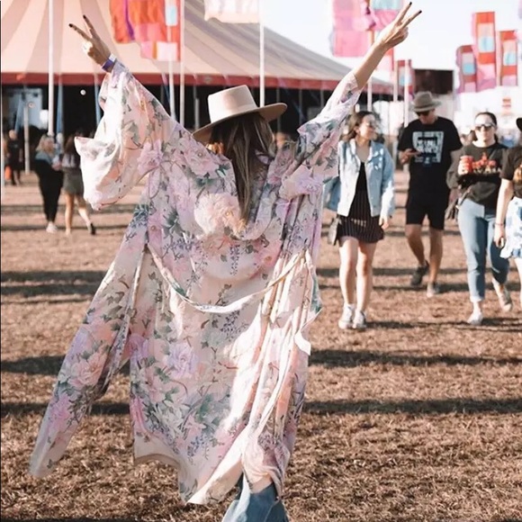 Boho Paradise Petals Bohemian Pink Gypsy Kimono Duster - Picture 2 of 16